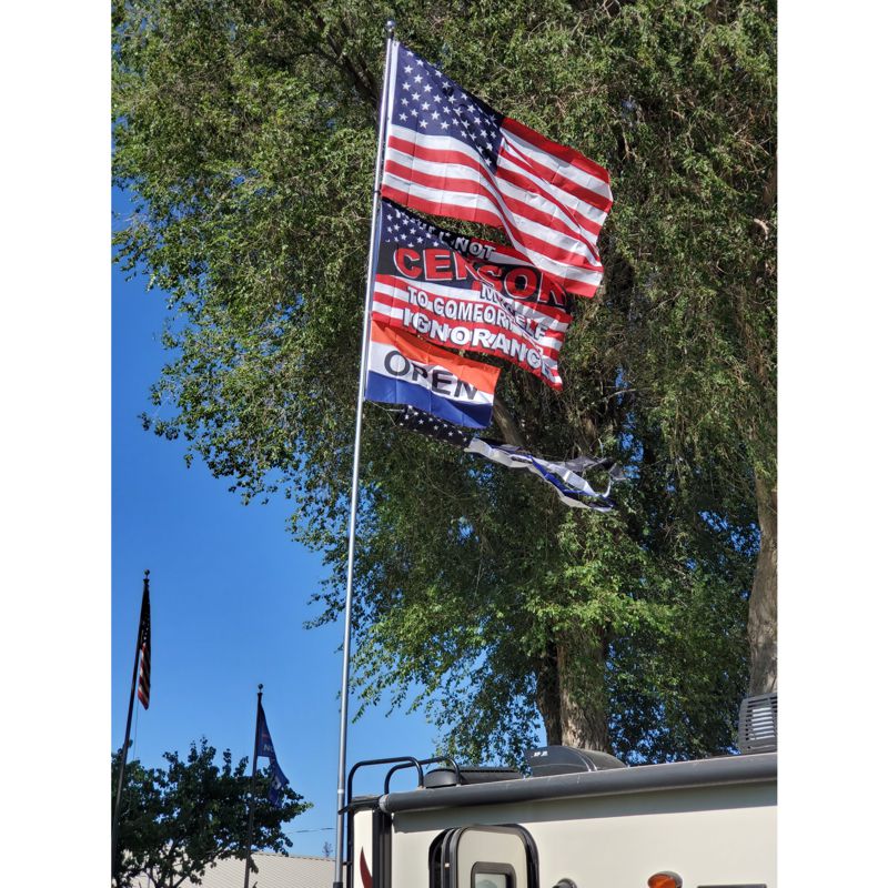 flags for travel trailers